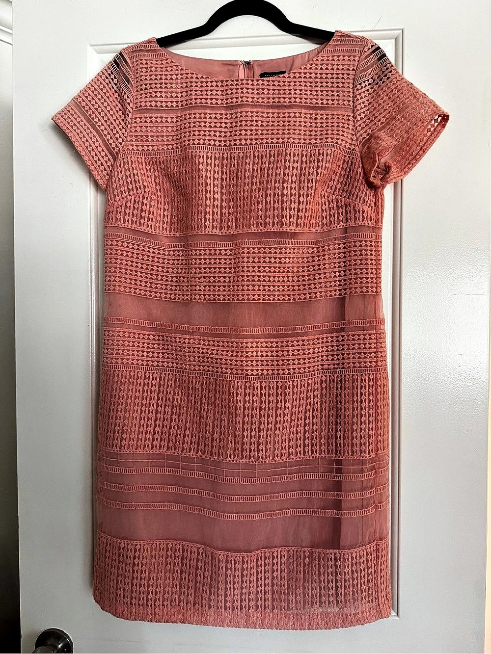 Ann Taylor Geometric Mini Dress in Pink Size 4